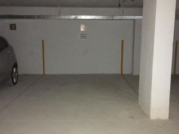 Departamento dos ambientes con cochera venta Recoleta