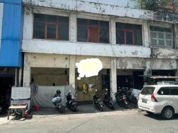 Ruko Jalan Slompretan