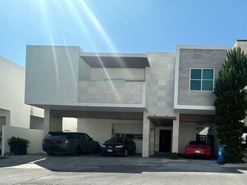 Casa en Venta  en Valle Alto, Flor de Piedra, Monterrey, N.L.