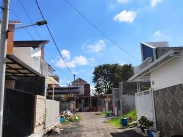 Rumah 2 Lantai Murah dijual di Malang dekat Sekolah Bani Hasyim | 0