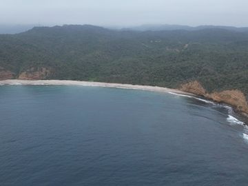 Se Vende Terreno para Desarrollar Cerca del Mar en Salango
