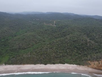 Se Vende Terreno para Desarrollar Cerca del Mar en Salango
