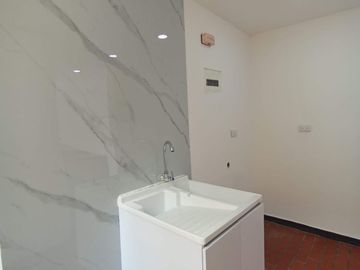 apartamento en venta en Álamos. Cod V118346