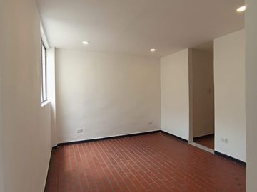 apartamento en venta en Álamos. Cod V118346