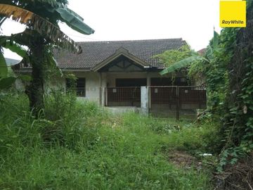 Dijual Rumah Hitung Tanah di Jalan Raya Wiyung Pratama, Surabaya