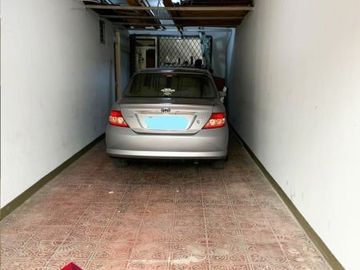 Dijual Rumah Dengan Halaman Luas Lokasi Strategis Di Pusat Kota