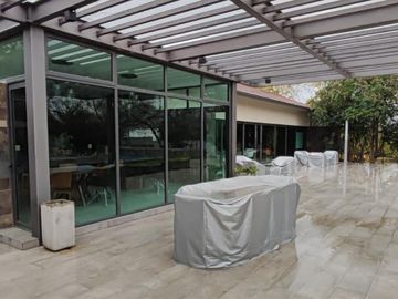 Hermosa casa nueva en zona Carretera Nacional Fracc. Privado