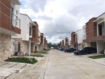 CASA EN VENTA EN POPAYAN CONJUNTO BALMORAL PARA ESTRENAR