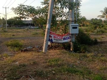 Tanah di pinggir jln provinsi SERIRIT GILIMANUK BULELENG BALI