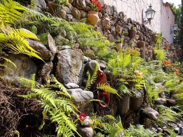 Casa de lujo en Venta en Ajijic con Alberca y Jardín
