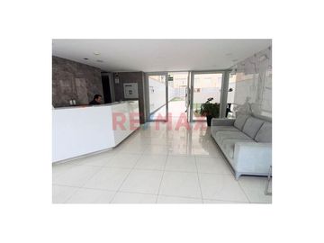 🏡 ¡¡Gran Oportunidad de Inversión o vivienda!!

Venta de Departamento en Surco ,con Cochera y Depósito.
Este hermoso departamento lo tiene todo: se