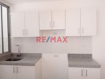 🏡 ¡¡Gran Oportunidad de Inversión o vivienda!!

Venta de Departamento en Surco ,con Cochera y Depósito.
Este hermoso departamento lo tiene todo: se