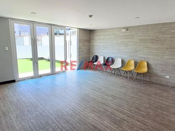 🏡 ¡¡Gran Oportunidad de Inversión o vivienda!!

Venta de Departamento en Surco ,con Cochera y Depósito.
Este hermoso departamento lo tiene todo: se