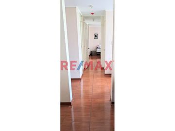 🏡 ¡¡Gran Oportunidad de Inversión o vivienda!!

Venta de Departamento en Surco ,con Cochera y Depósito.
Este hermoso departamento lo tiene todo: se