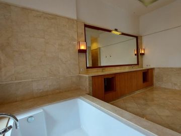DIJUAL RUMAH BAGUS di Jl KEMANG DALAM, JAKSEL