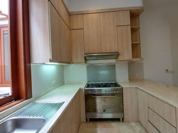DIJUAL RUMAH BAGUS di Jl KEMANG DALAM, JAKSEL