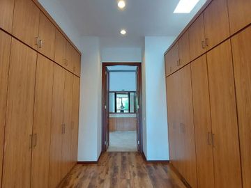 DIJUAL RUMAH BAGUS di Jl KEMANG DALAM, JAKSEL