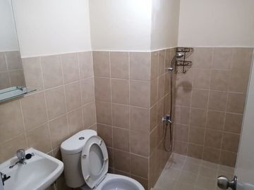 Furnished Simple, Sewa Apartemen 3br , Siap HUNI!!