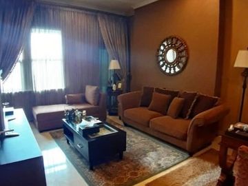 JUAL BU Apartemen Senayan Residence 1Bed furnish lantai 1 view pool