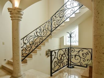 Venta Lujosa Residencia en Colinas San Angel, San Pedro Garza Garcia, Nuevo Leon