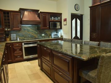 Venta Lujosa Residencia en Colinas San Angel, San Pedro Garza Garcia, Nuevo Leon