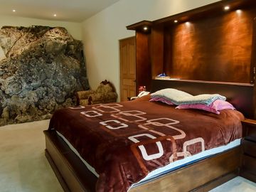 Venta Lujosa Residencia en Colinas San Angel, San Pedro Garza Garcia, Nuevo Leon