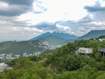 Venta Lujosa Residencia en Colinas San Angel, San Pedro Garza Garcia, Nuevo Leon