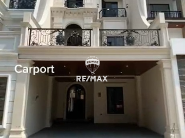 RUMAH MEWAH 4 LANTAI DESIGN AMERICAN CLASSIC, COCOK UNTUK KELUARGA MAPAN ATAU SULTAN JAGAKARSA