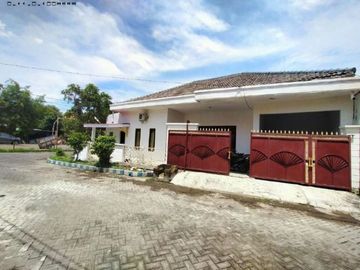 Rumah Hook di Wisma Indah