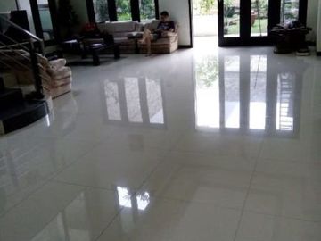 DIJUAL RUMAH Minimalis Imperial Golf Regency @Pakuwon Indah, Lokasi strategis, Harga ciamik