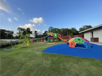 Se vende casa en Costa Verde