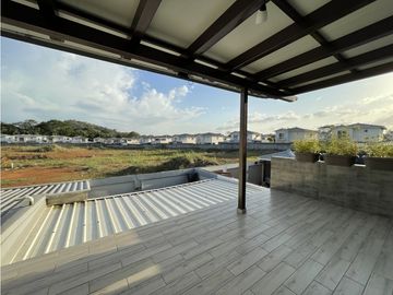 Se vende casa en Costa Verde