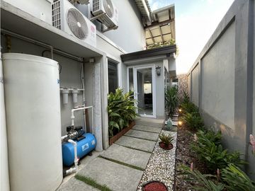 Se vende casa en Costa Verde