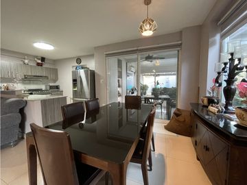Se vende casa en Costa Verde
