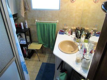 Casa en Venta en Avenida Central / Lo Cañas