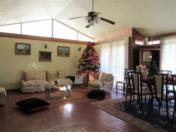 Casa en Venta en Avenida Central / Lo Cañas