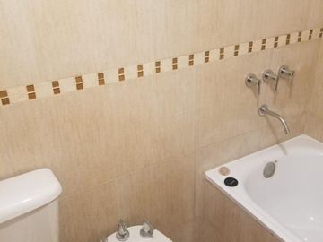 DEPARTAMENTOS DE 2 AMBIENTES CON PATIO A ESTRENAR