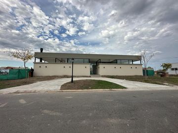 CASA EN VENTA - Barrio SAN PABLO - Pilar - FINANCIACION