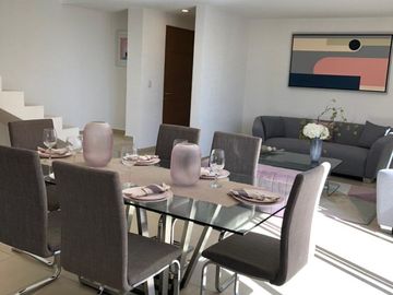 Preciosa Casa Tipo Duplex En Altos Juriquilla, 136 m2, de SUPER LUJO !!