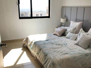 Preciosa Casa Tipo Duplex En Altos Juriquilla, 136 m2, de SUPER LUJO !!