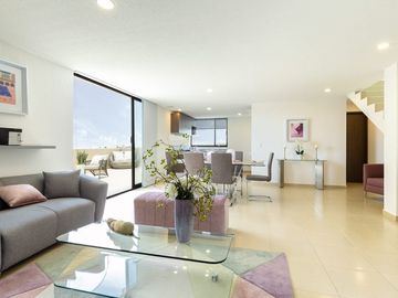 Preciosa Casa Tipo Duplex En Altos Juriquilla, 136 m2, de SUPER LUJO !!