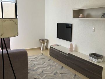 Preciosa Casa Tipo Duplex En Altos Juriquilla, 136 m2, de SUPER LUJO !!