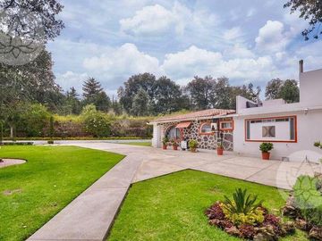 Venta hermosa residencia en Xochimilco, Cdmx