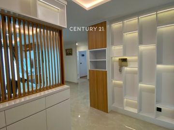 Apartemen French Walk Lyon Garden  View Cakep