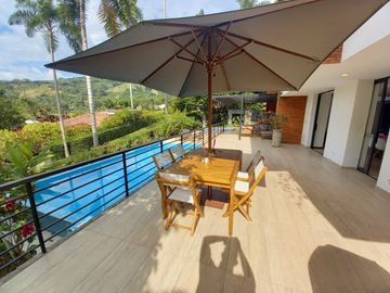 CASA EN VENTA EN LA TRINIDAD