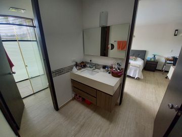 CASA EN VENTA EN LA TRINIDAD