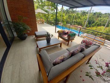 CASA EN VENTA EN LA TRINIDAD