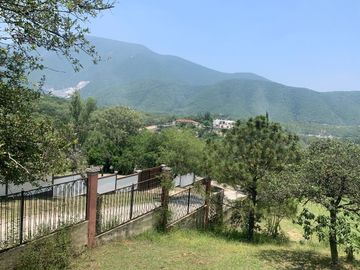 Venta Quinta Lazarillos de Abajo  pasando el Álamo