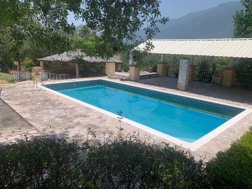 Venta Quinta Lazarillos de Abajo  pasando el Álamo