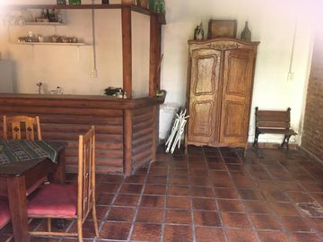 casa con 55 m2 y 300m2 terreno,arbolado